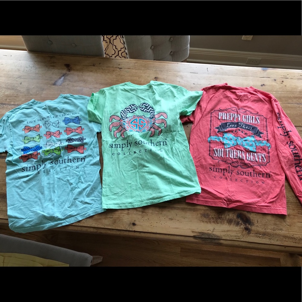Women’s Simply Southern Shirts Lot Sz Small